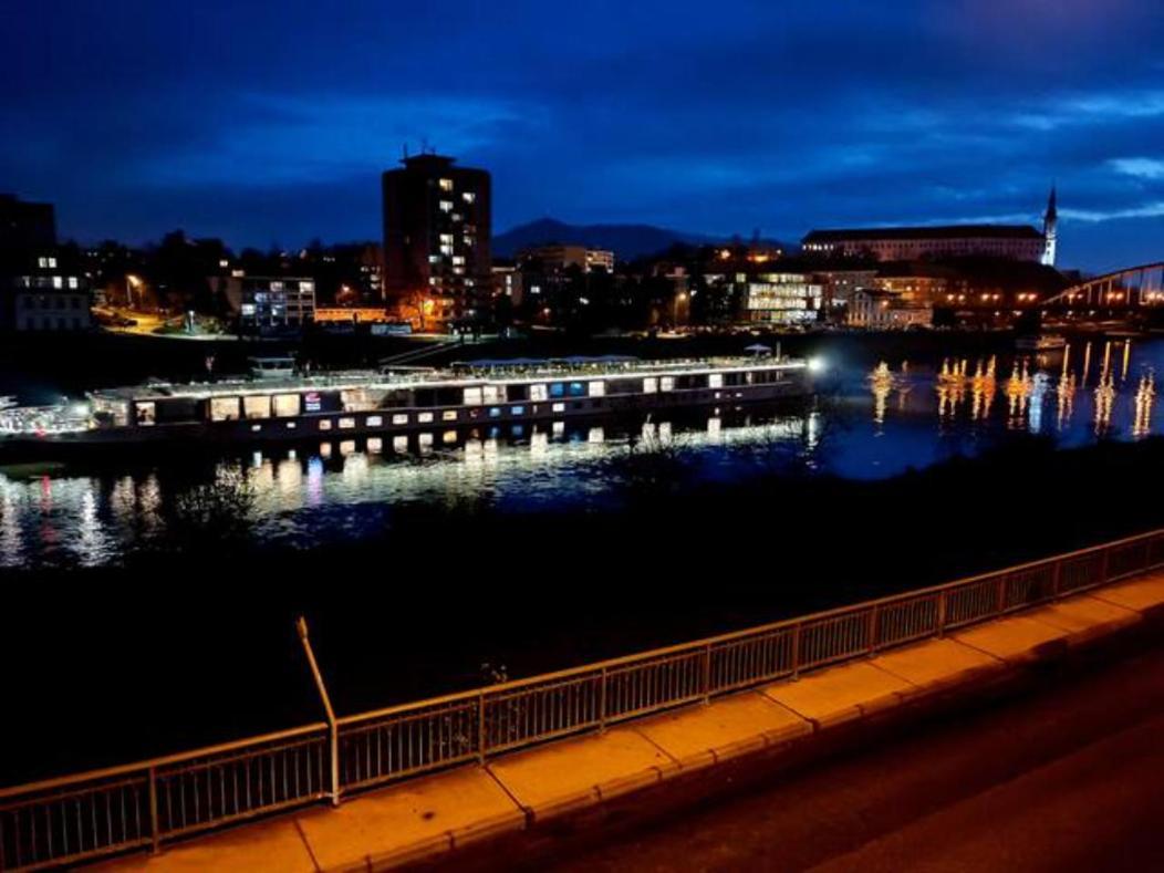 U Bocmana S Vyhledem Na Zamek A Labe Decin Exterior foto
