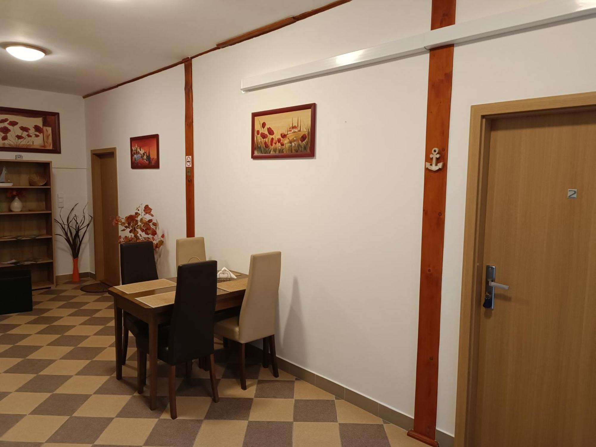 U Bocmana S Vyhledem Na Zamek A Labe Decin Exterior foto